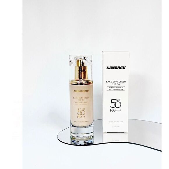 Face Tinted Sunscreen - Picture 1 of 4